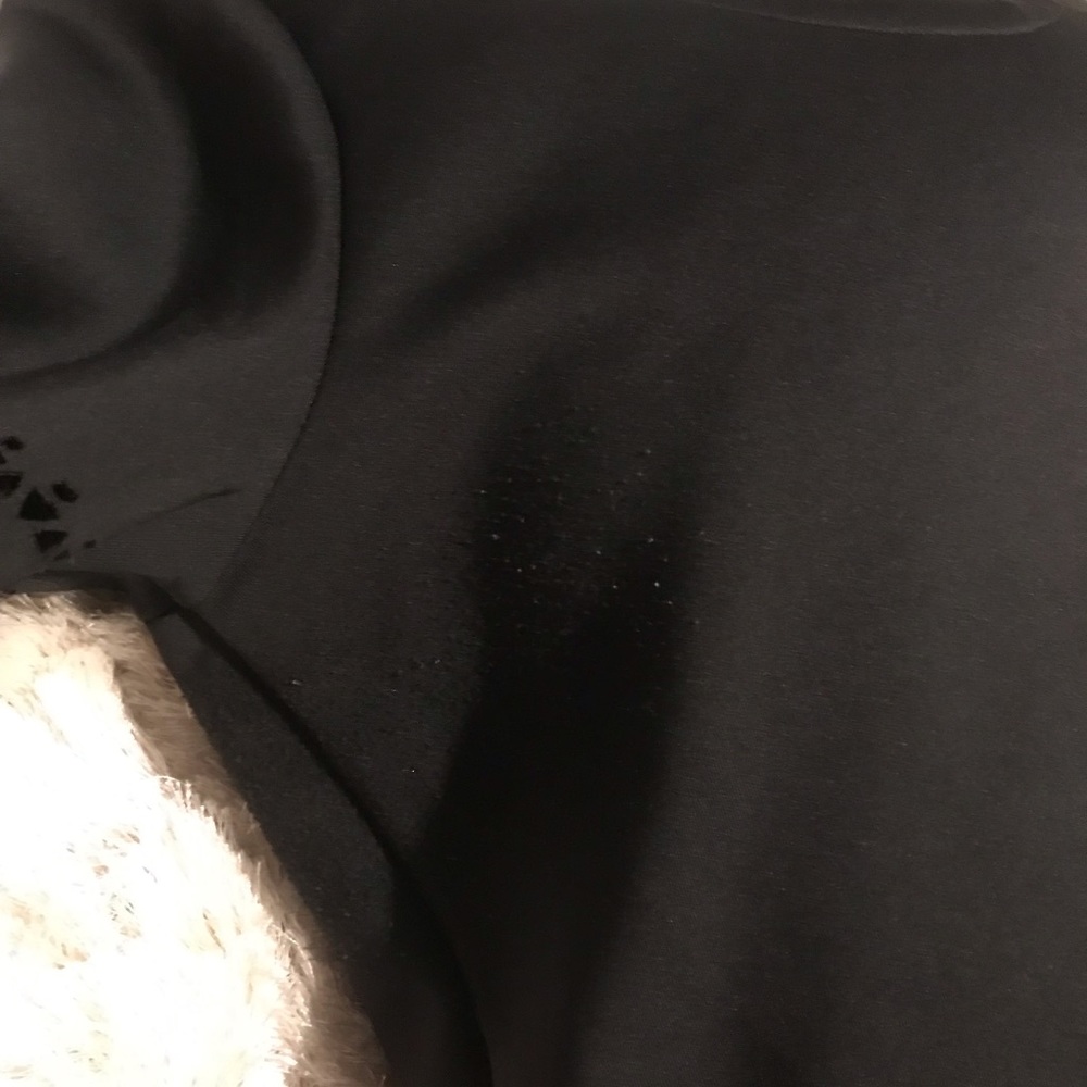 Crop Top - Picture 5 of 6